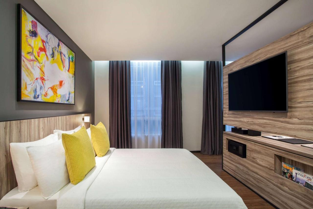 Days Hotel & Suites By Wyndham Kl - Chan Sow Lin Mrt Or Lrt Kuala Lumpur Exterior photo