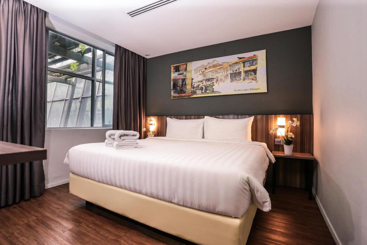 Days Hotel & Suites By Wyndham Kl - Chan Sow Lin Mrt Or Lrt Kuala Lumpur Exterior photo