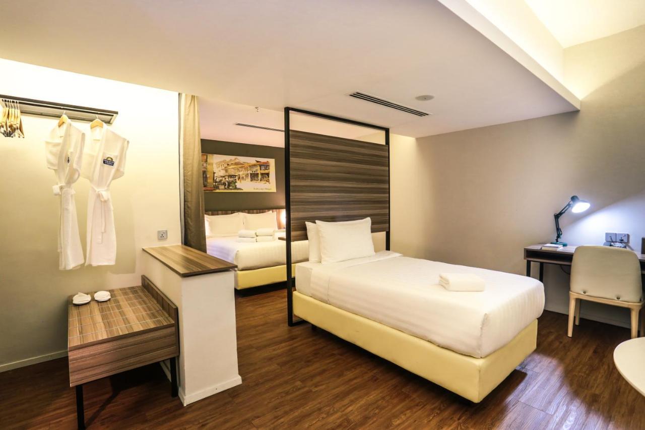 Days Hotel & Suites By Wyndham Kl - Chan Sow Lin Mrt Or Lrt Kuala Lumpur Exterior photo