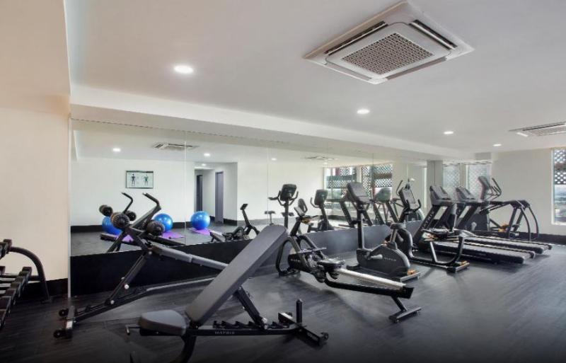 Days Hotel & Suites By Wyndham Kl - Chan Sow Lin Mrt Or Lrt Kuala Lumpur Exterior photo